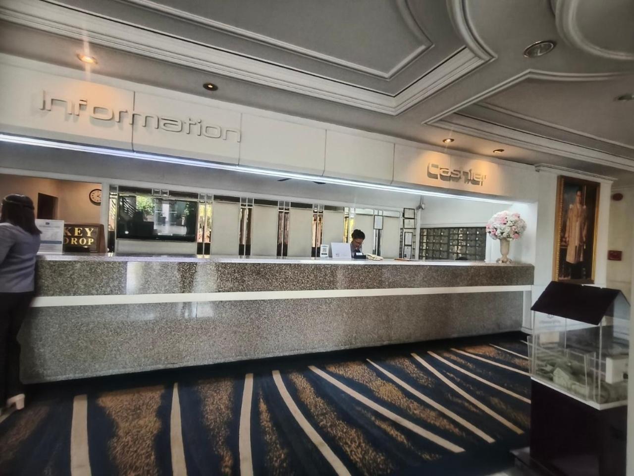 First Pacific Cirrus Hotell Pattaya Exteriör bild