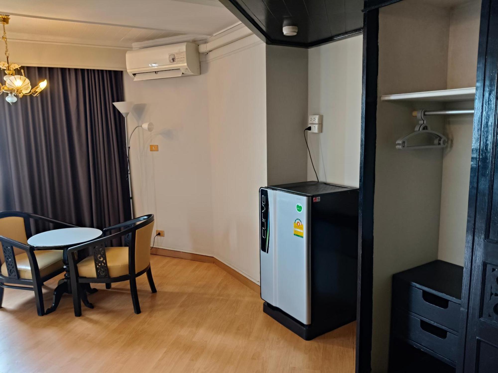 First Pacific Cirrus Hotell Pattaya Rum bild