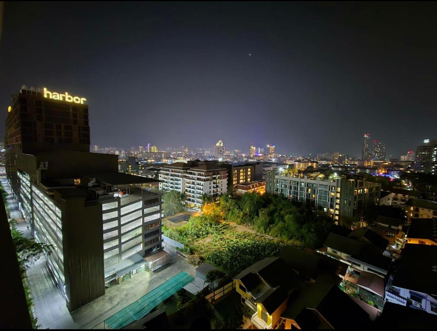 First Pacific Cirrus Hotell Pattaya Exteriör bild
